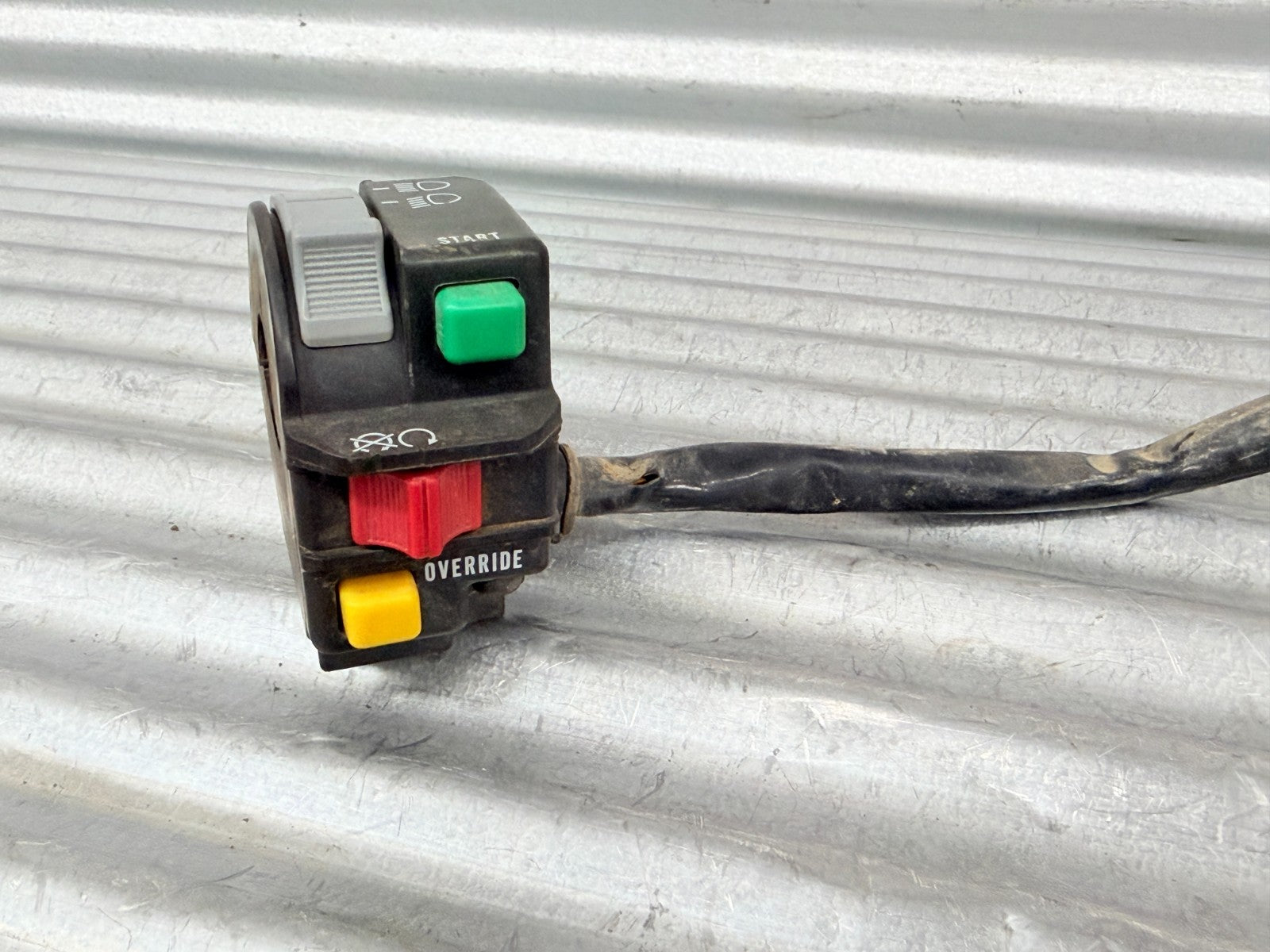 06-11 Can-Am Outlander 400 500 650 800 Multi Function Switch 710000791 OEM