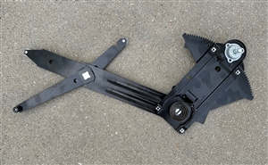 1970 - 1981 Camaro Door Window Glass Regulator, Manual Left Hand