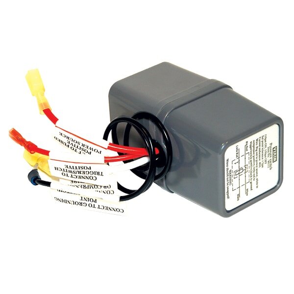 Viair 90113 Pressure Switch with Relay, 12V Only, 1/8" NPT M Port, 90 PSI On, 120 PSI Off