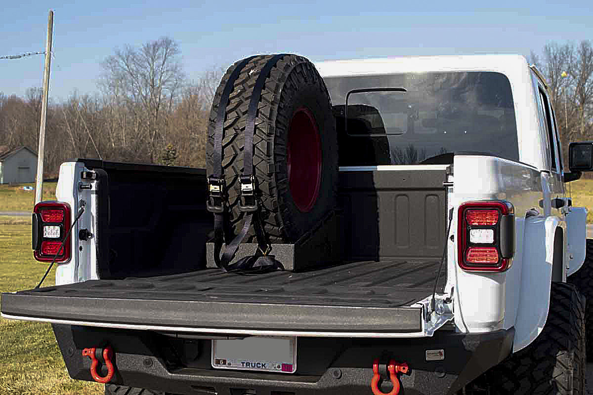 Fishbone Offroad FB21301 Universal In-Bed Tire Carrier for 20-26 Jeep Gladiator JT