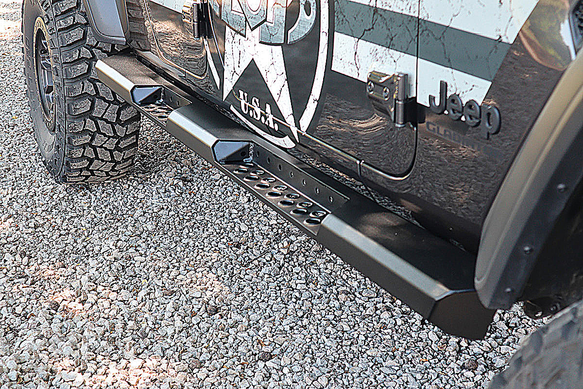 LoD Offroad Destroyer RockSliders for 20-26 Jeep Gladiator JT