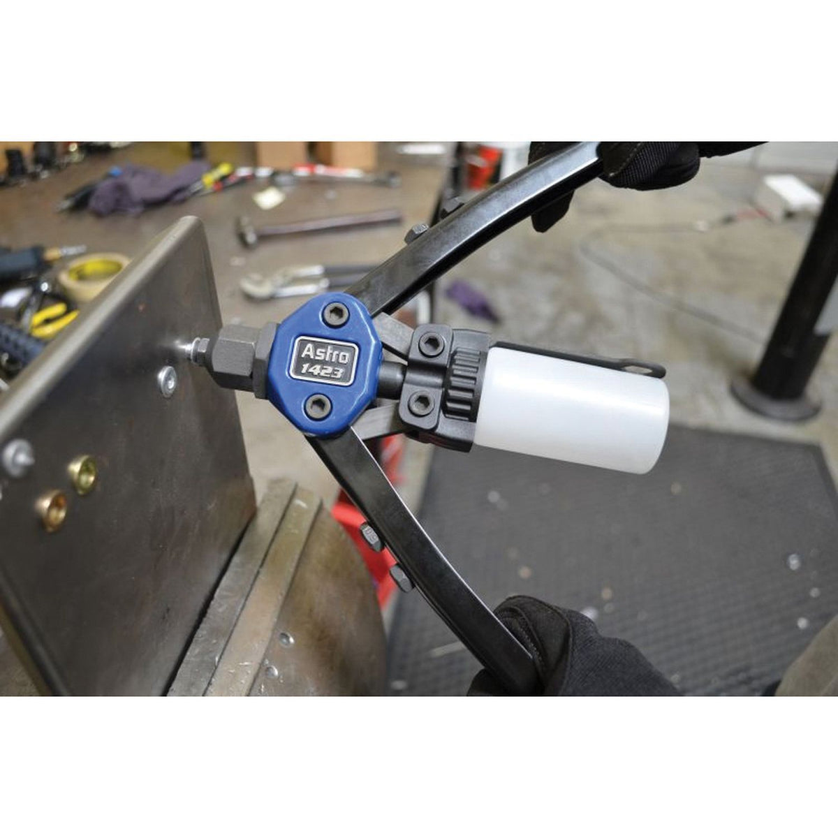 Astro Pneumatic 1423 Heavy Duty Hand Riveter 1/4 in with Patented Power Structure, Short Long-Arm