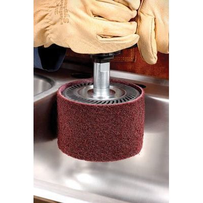 Scotch-Brite 08857 Surface Conditioning Belt 1/2 in × 18 in Medium Grade Maroon, Scrim Backing