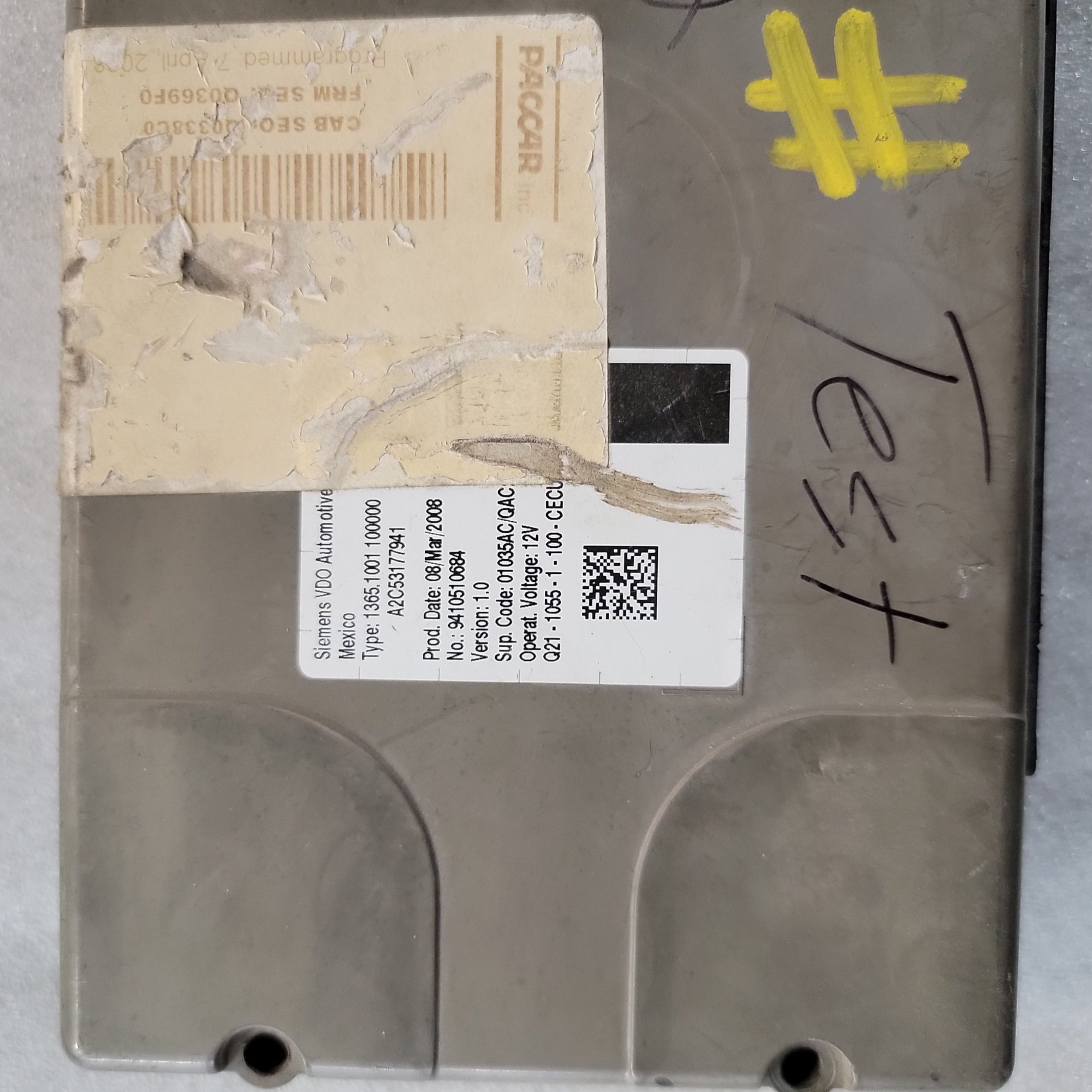 Paccar Q21-1055-1-100 CECU Cab Control Module – 2008 Peterbilt | Used