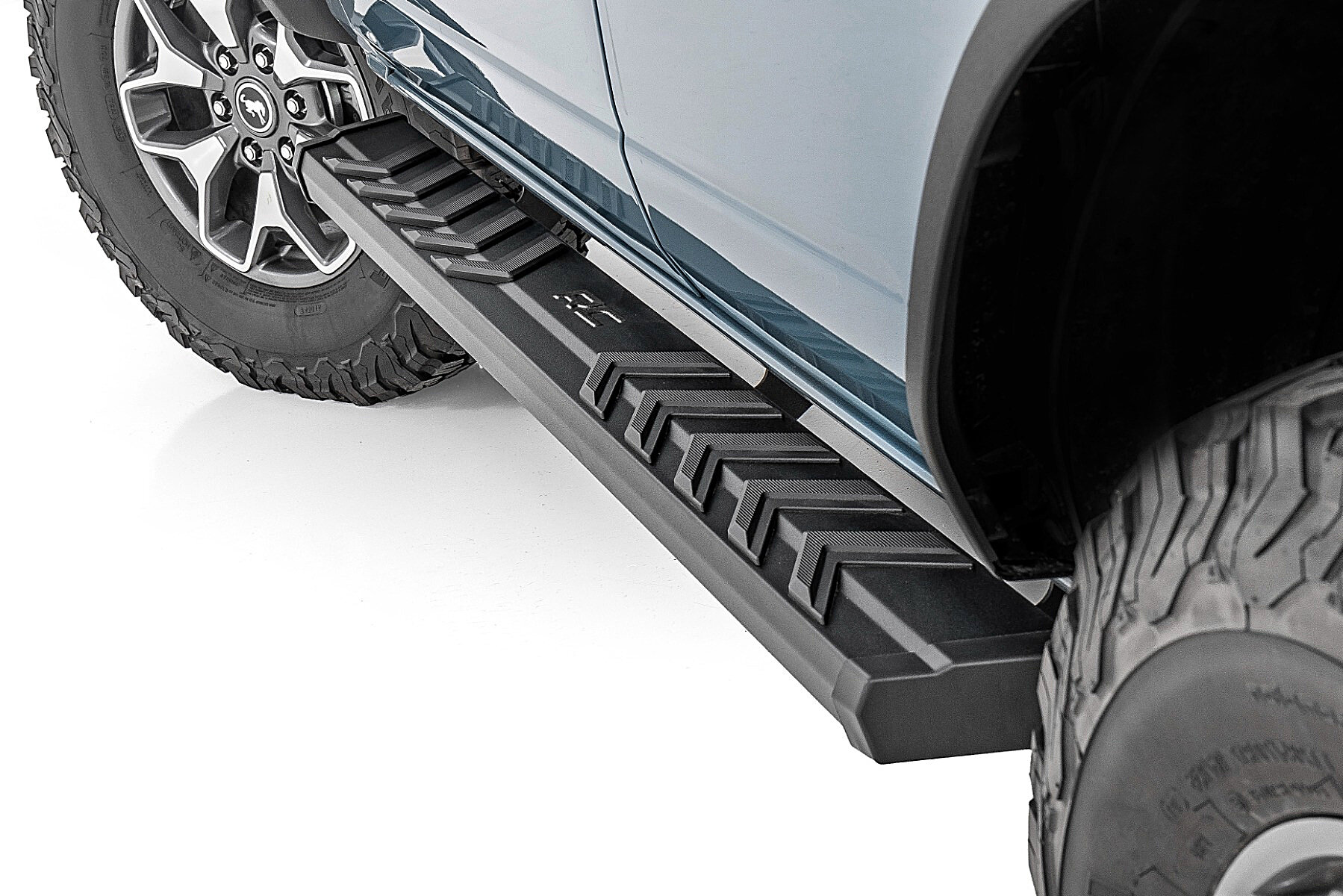 Rough Country 41007A Running Boards for 21-26 Ford Bronco 4-Door
