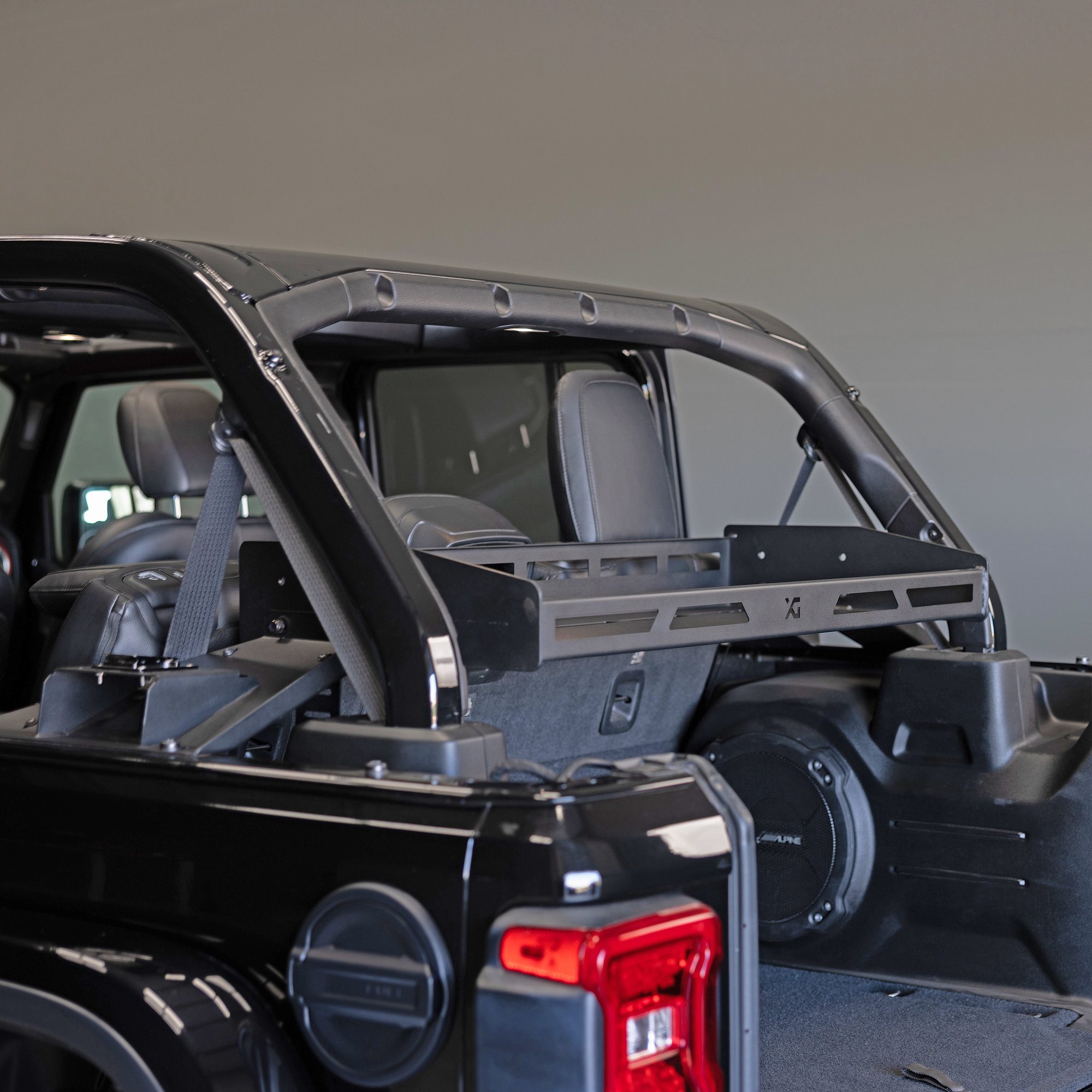XG Cargo XG-326 Platform A Tray and Mount for 07-26 Jeep Wrangler JK &JL Unlimited 4-Door